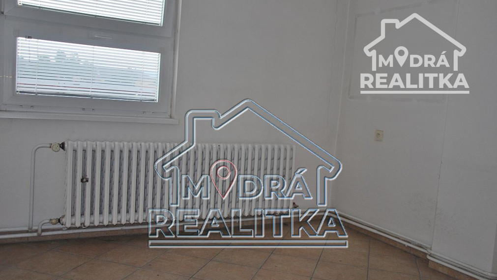 Na predaj samostatné kancelárske priestory v Humennom