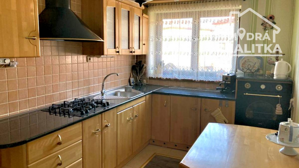 PREDANÉ. Mezonetový 3 izb. byt v centre