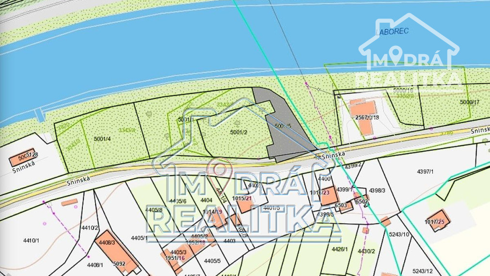 Lukratívny pozemok pri Laborci na predaj