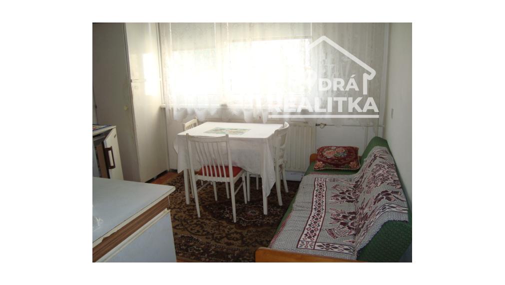 Predám 2-izbový byt - centrum mesta