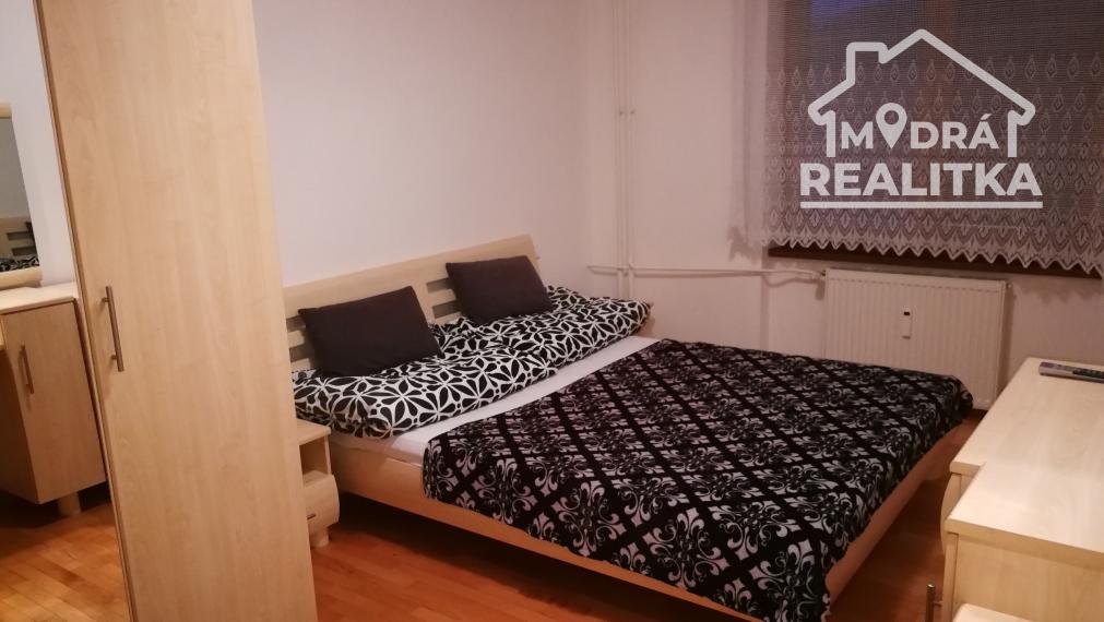 2 izbový byt v centre na prenájom