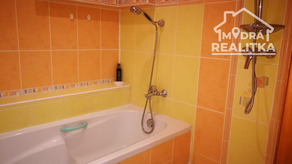 2 izbový byt v centre na prenájom