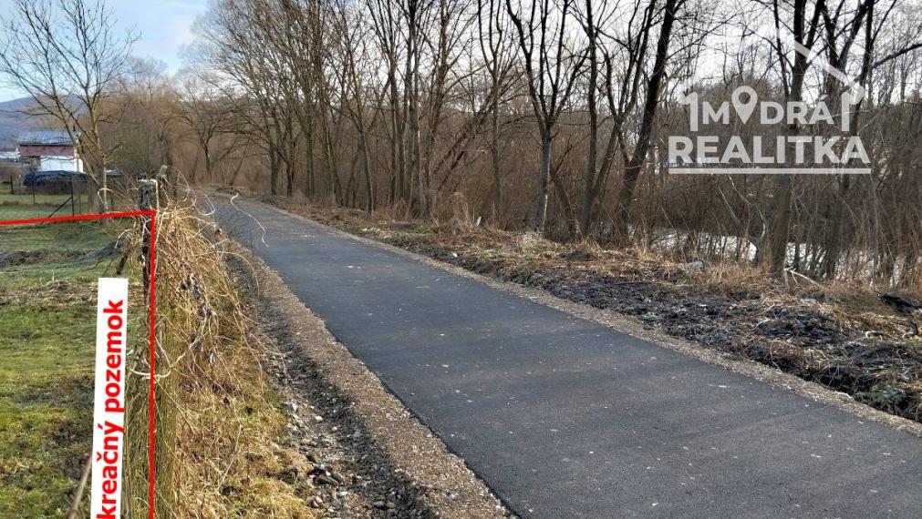 Rozľahlý rekreačný pozemok v NP Poloniny