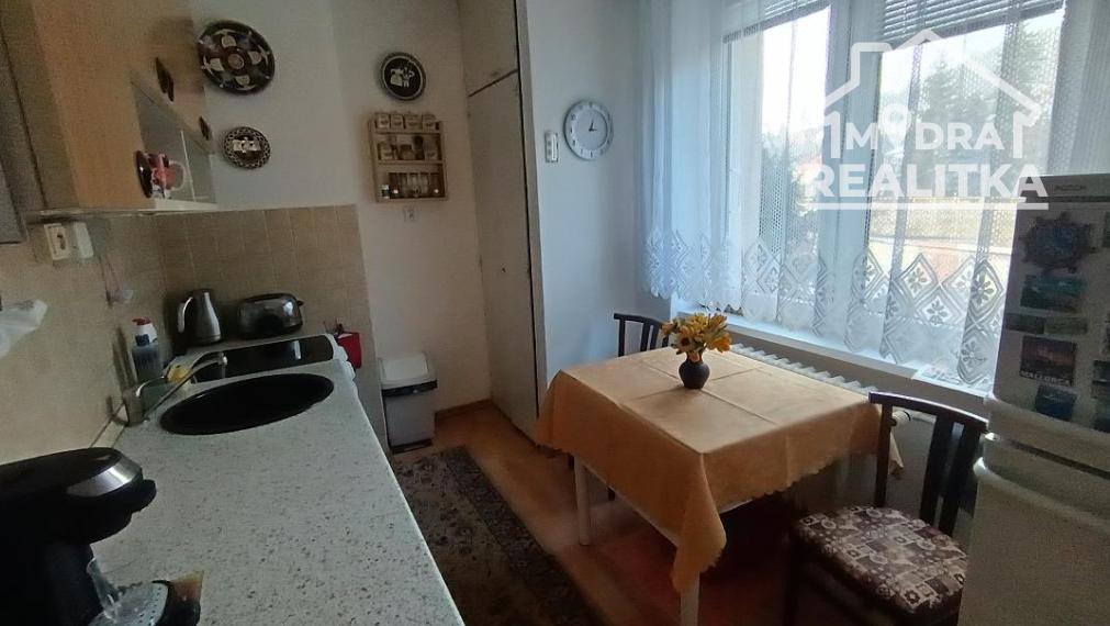 Predané - 4 izbový slnečný byt na Sídlisku IIA