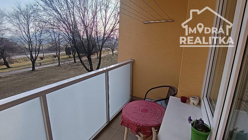 Predané - 4 izbový slnečný byt na Sídlisku IIA