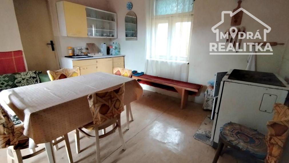 Chalupa na samote s dvoma  pozemkami – Pichne, okres Snina