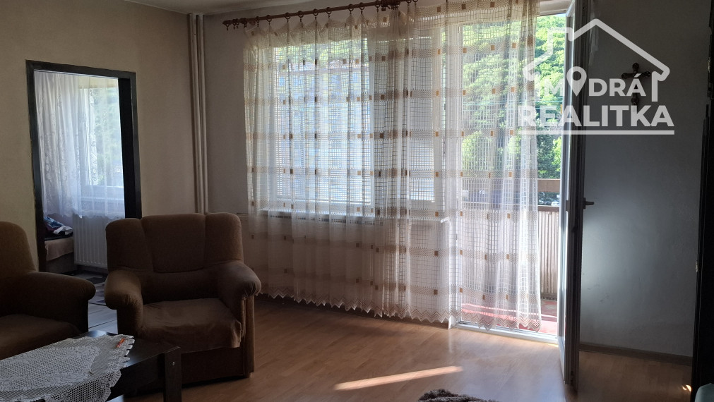 Predám 4-izbový byt