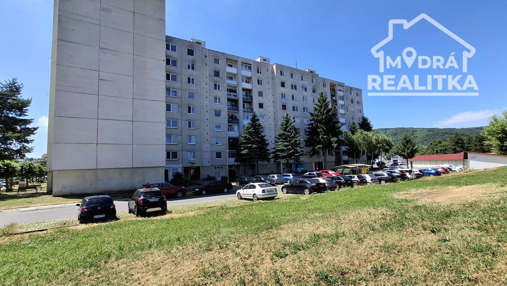 ZNÍŽENÁ CENA - 3-izbový byt -Komenského