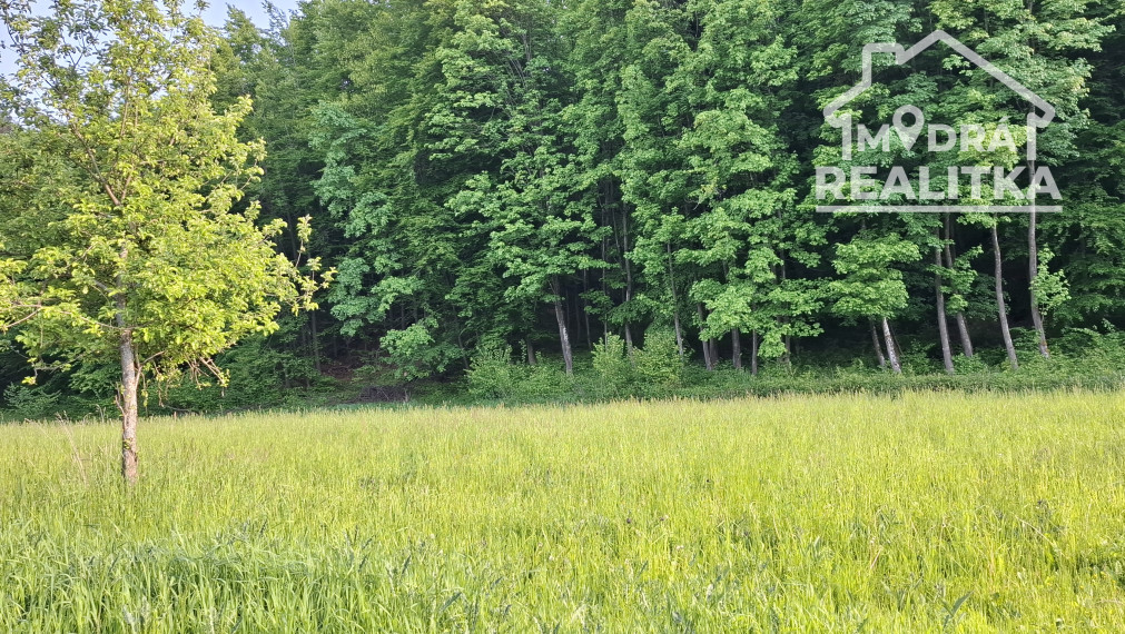 Stavebný pozemok pod lesom - ul. Jesenského