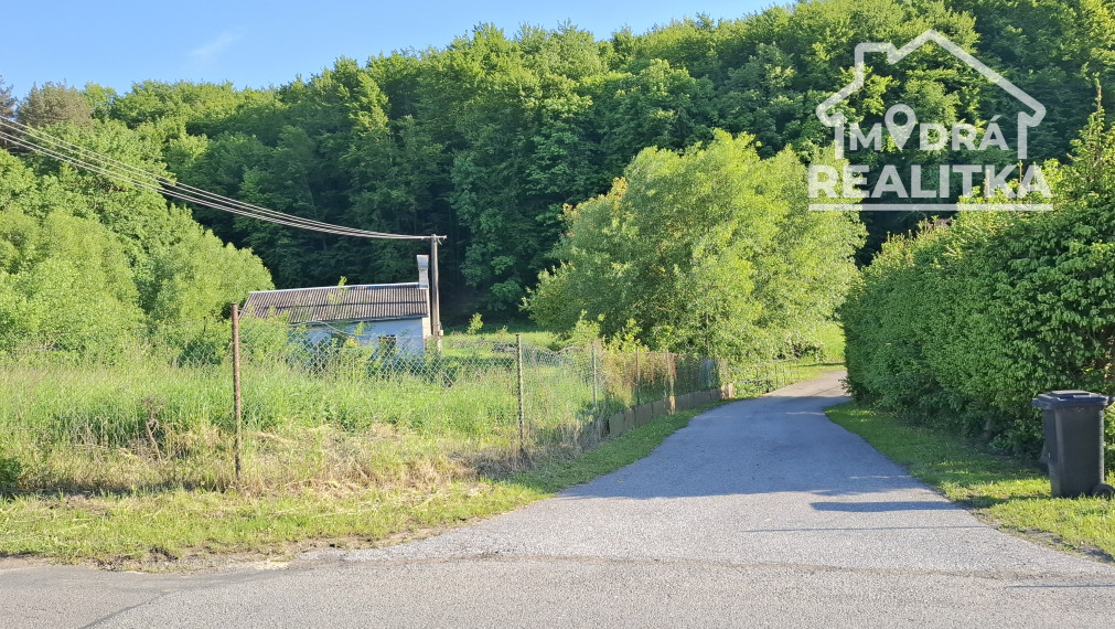 Stavebný pozemok pod lesom - ul. Jesenského