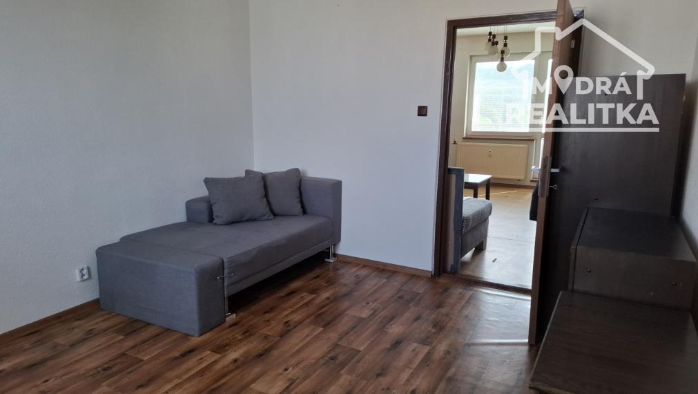 ZNÍŽENÁ CENA - 3-izbový byt -Komenského