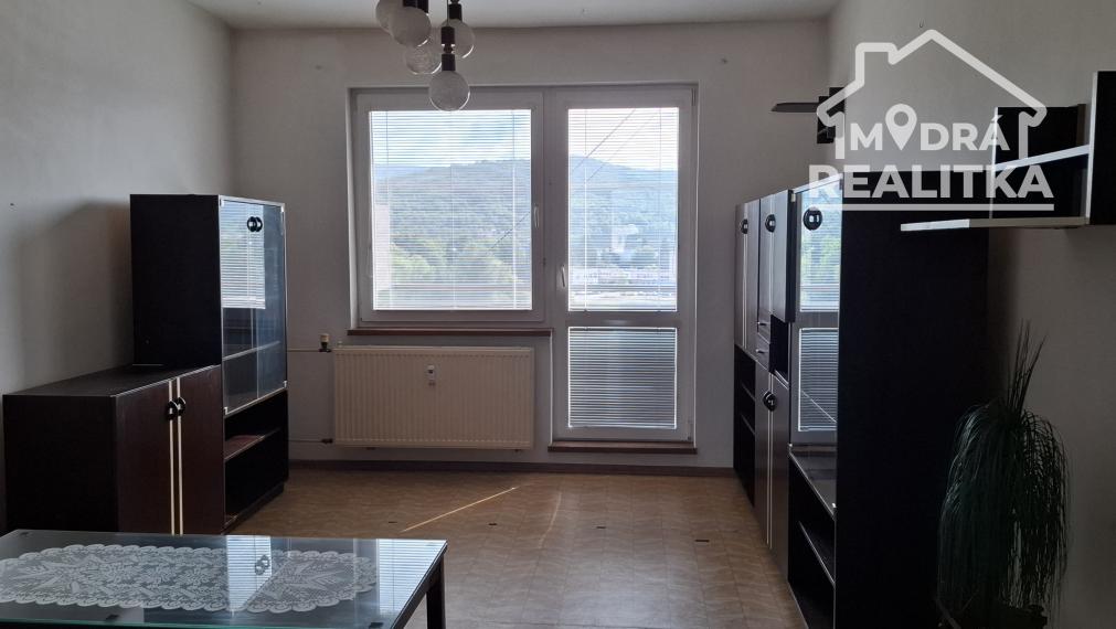 ZNÍŽENÁ CENA - 3-izbový byt -Komenského