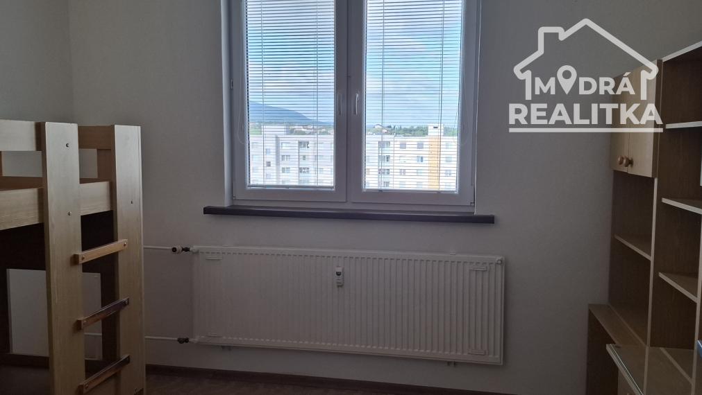 ZNÍŽENÁ CENA - 3-izbový byt -Komenského