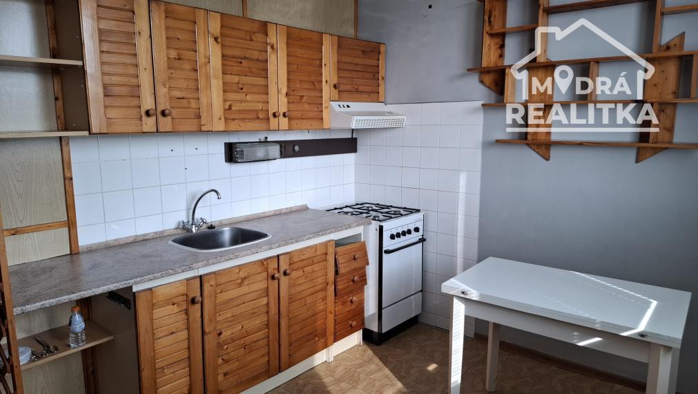 ZNÍŽENÁ CENA - 3-izbový byt -Komenského