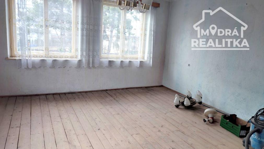 Rodinný dom v Dlhom nad Cirochou na predaj.