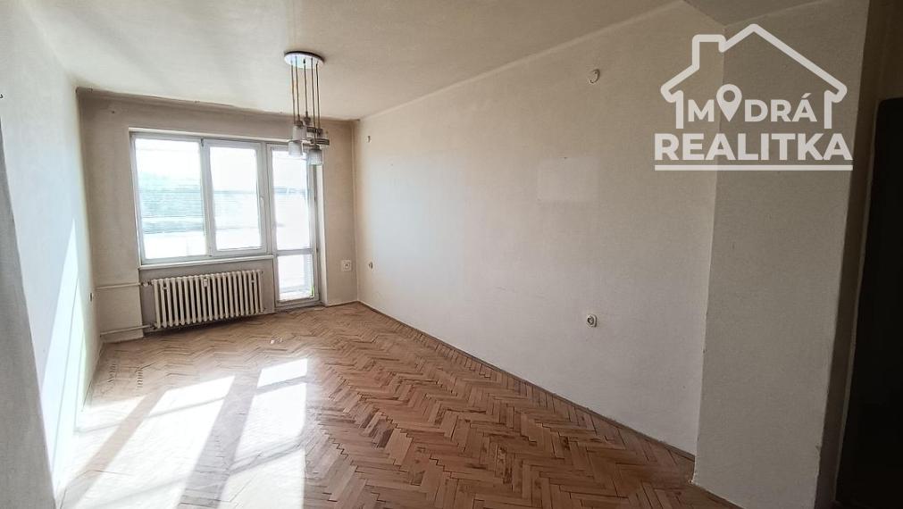 3-izbový tehlový byt v Humennom na predaj – výborná poloha a potenciál!