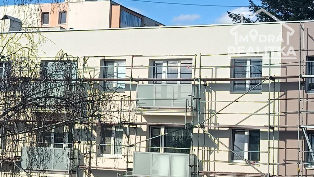 3-izbový tehlový byt v Humennom na predaj – výborná poloha a potenciál!