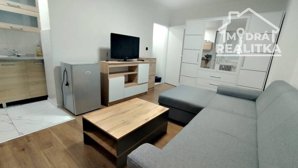 REYERVOVANÁ, Nová garsónka na prenájom.