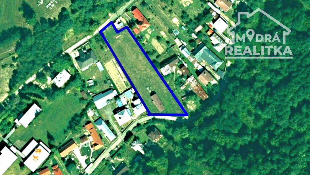 Rodinný dom s 3000 m² pozemkom – Pčoliné