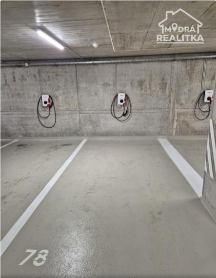 Garážové státie s nabíjaním v BA – PONUKA AJ PRE INVESTOROV