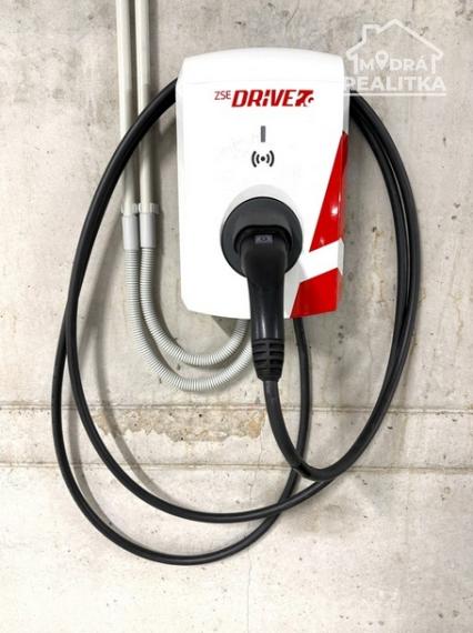 Garážové státie s nabíjaním v BA – PONUKA AJ PRE INVESTOROV