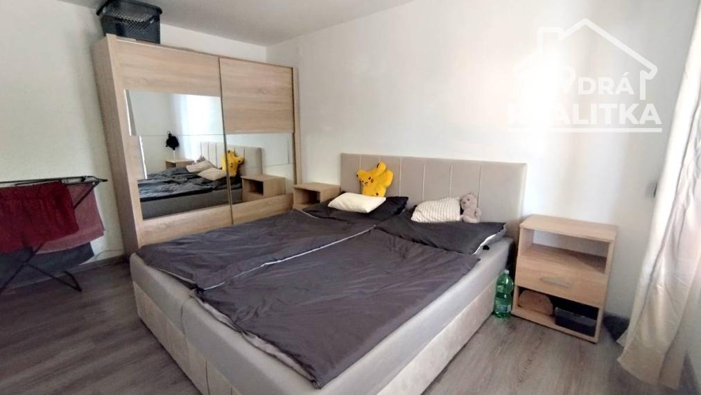 Na predaj 2-iz. (64 m2) byt v centre Humenného