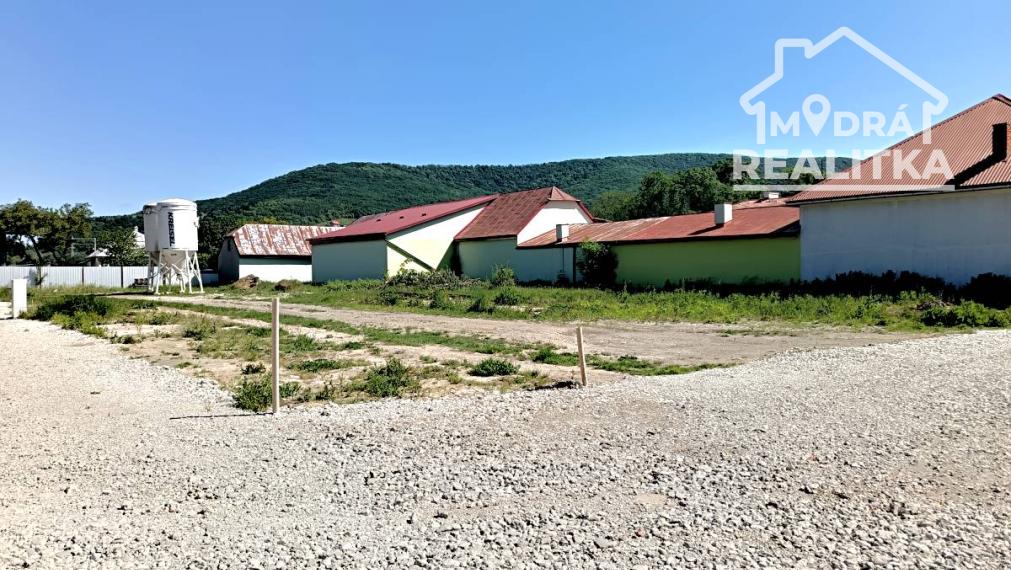 Pozemok na predaj – Stražské, blízko centra mesta