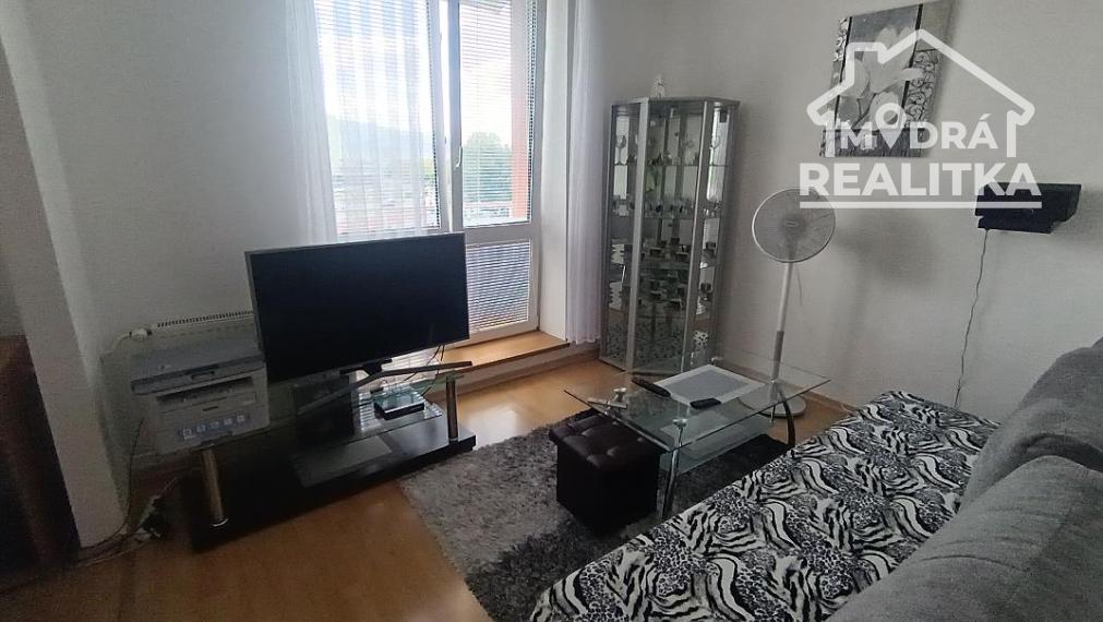 Na predaj štýlový 1-izbový zrekonštruovaný byt v centre – 41 m², balkón