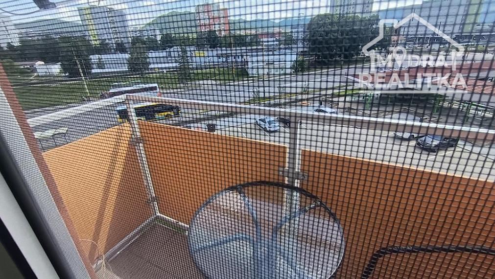 Na predaj štýlový 1-izbový zrekonštruovaný byt v centre – 41 m², balkón