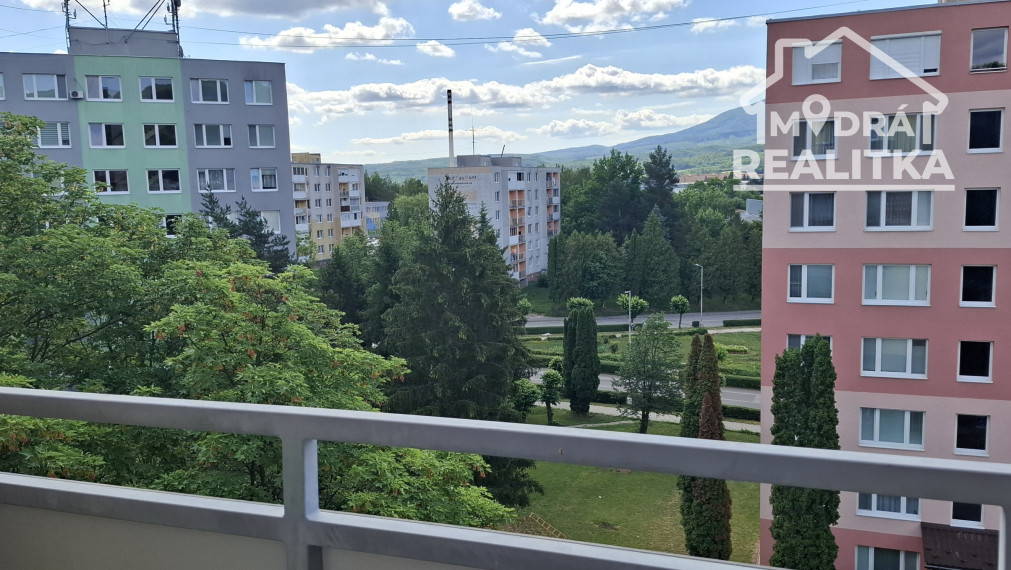 Predám priestranný 3-izbový byt za rozumnú cenu