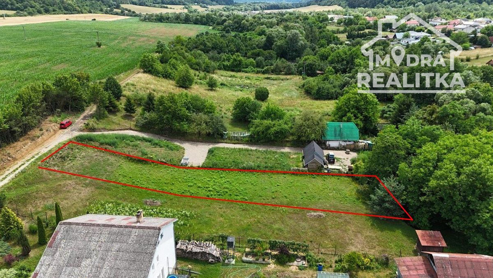 Pozemok v Humennom s investičným potenciálom – 1 329 m²