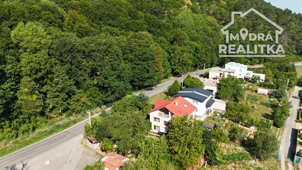 Rodinný dom pod lesom na predaj – Ptičie, časť Podskalka