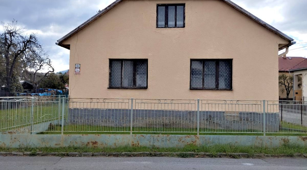 Rodinný dom v Snine – za cenu bytu!