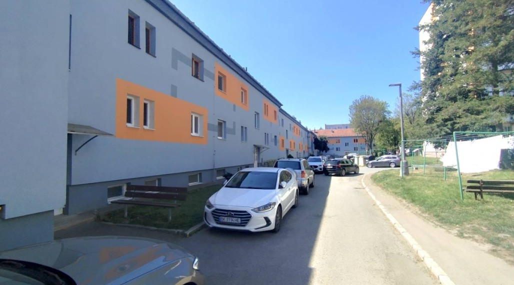 Na predaj 2-iz. (64 m2) byt v centre Humenného