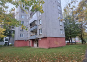 3-IZBOVÝ BYT – PČOLINSKÁ - fotografia 3