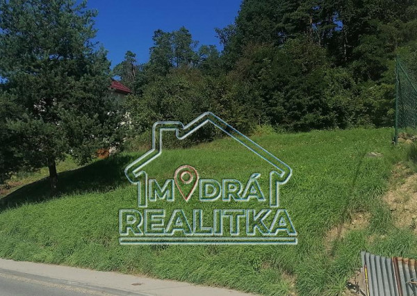 Pozemok v Brestove na predaj