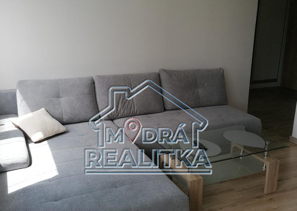 2 izbový byt na Sídlisku III na prenájom