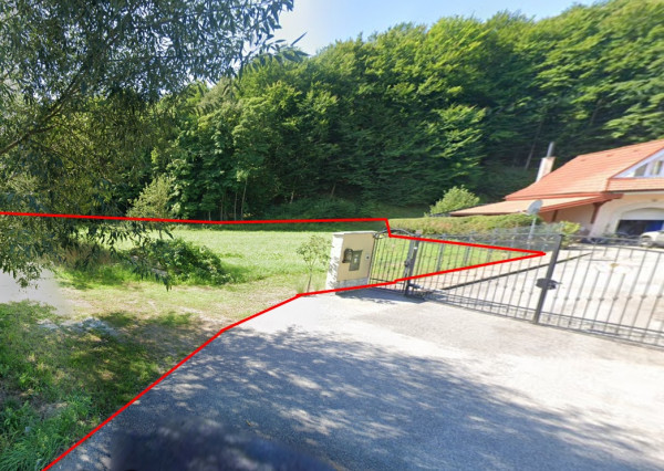 Pozemok pod lesom na predaj – Snina, Jesenského