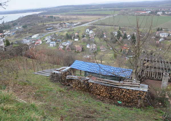 Pozemok vo vinici – ideálne miesto pre oddych v prírode