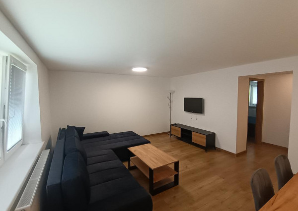 Na prenájom krásny 2 izbový byt v centre Medzilaboriec