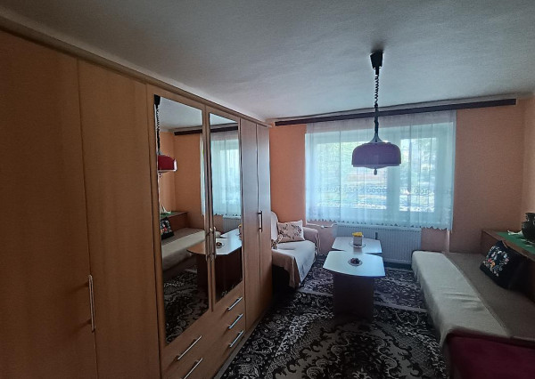 Rezervované - Veľký 2 izbový byt na Sídlisku I