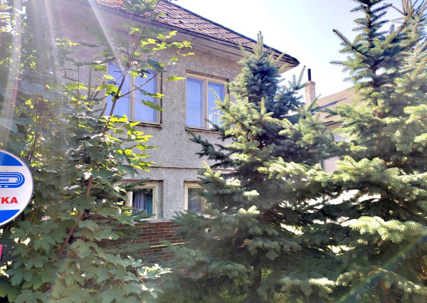 Rodinný dom v Dlhom nad Cirochou na predaj.