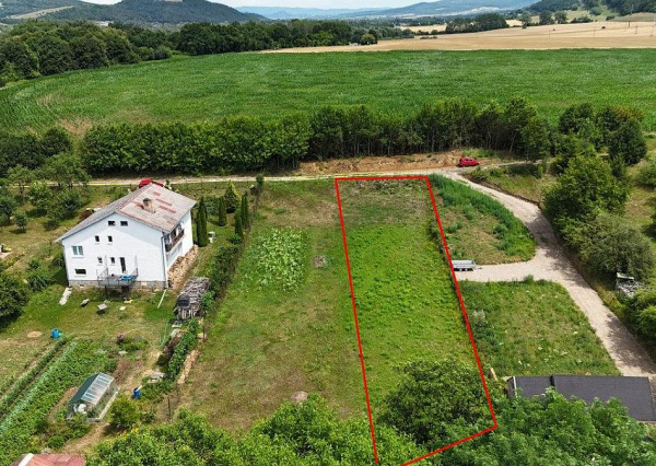 Pozemok v Humennom s investičným potenciálom – 1 329 m²
