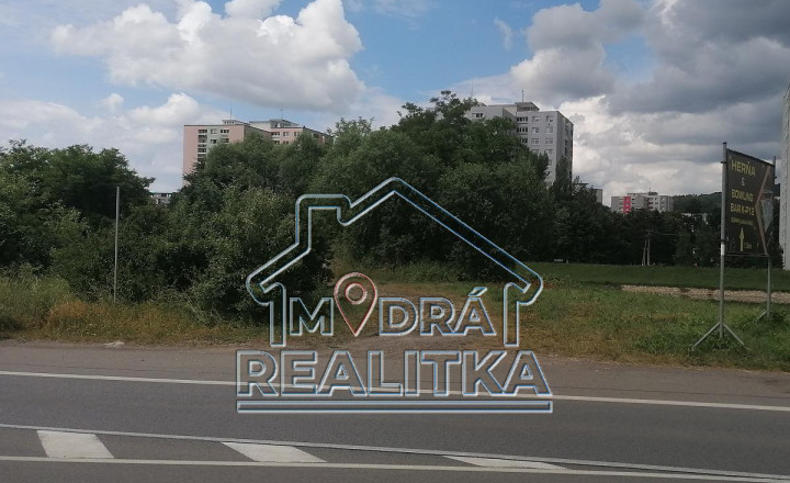 Lukratívny pozemok pri Laborci na predaj - fotografia 5
