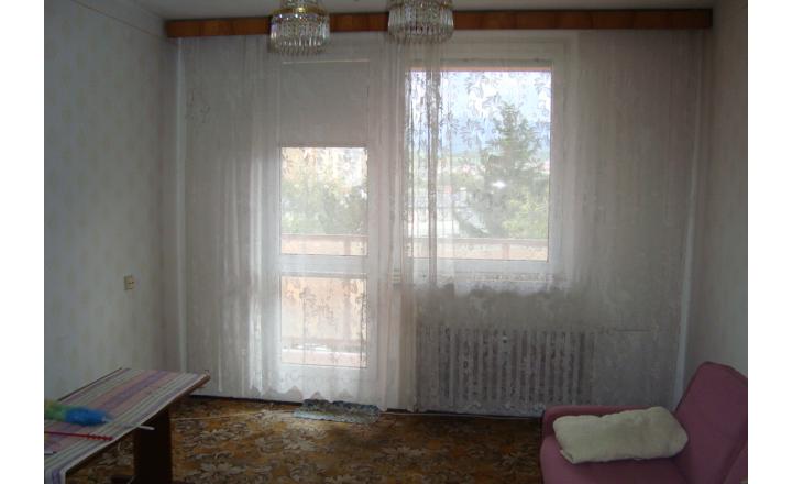 Predám 2-izbový byt - centrum mesta - fotografia 3