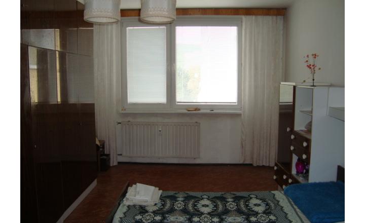 Predám 2-izbový byt - centrum mesta - fotografia 4