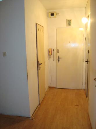Predám 2-izbový byt - centrum mesta - fotografia 8