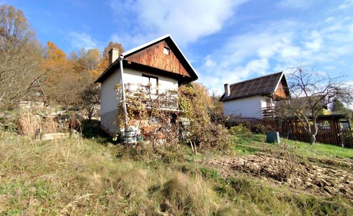 Murovaná záhradná chatka na predaj - fotografia 2