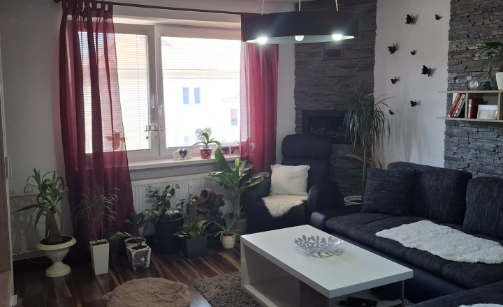 Predám 3-izbový byt v centre mesta