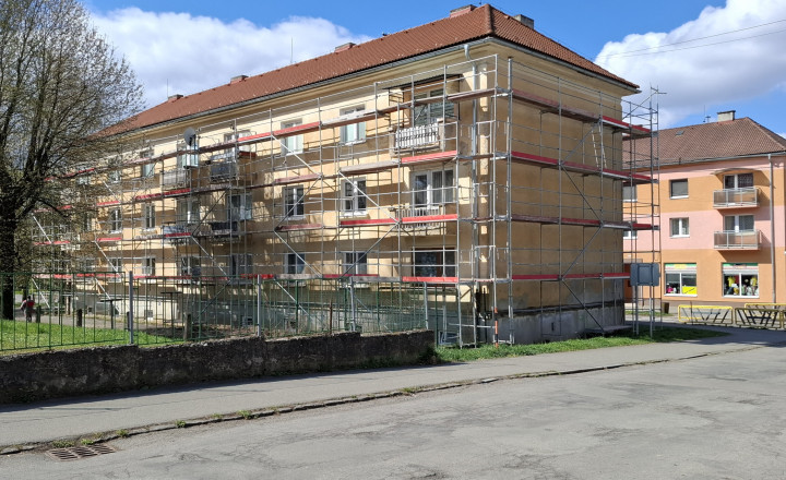 Veľký 3-izbový byt - fotografia 3